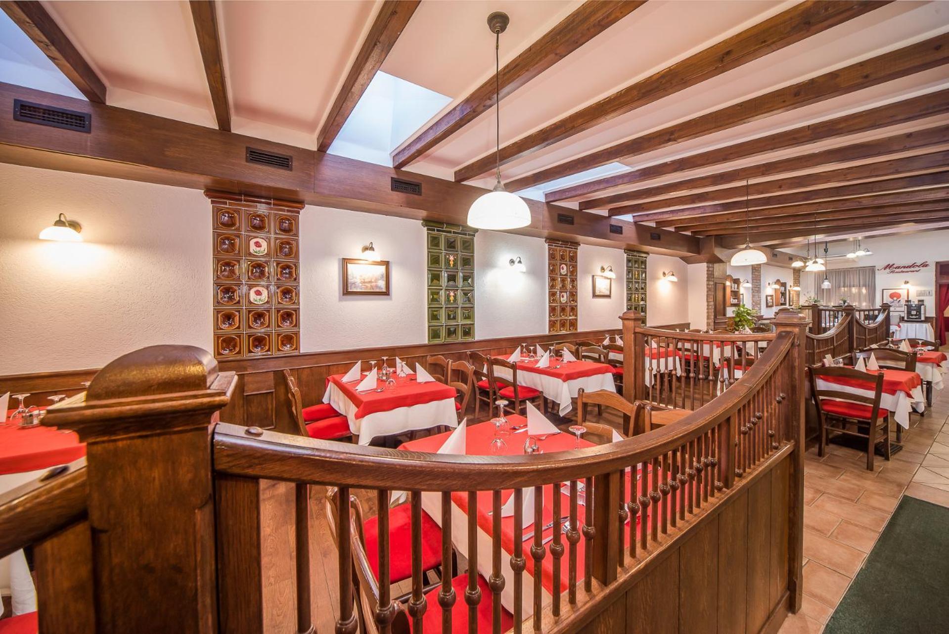 Hotel Piroska Bük Extérieur photo