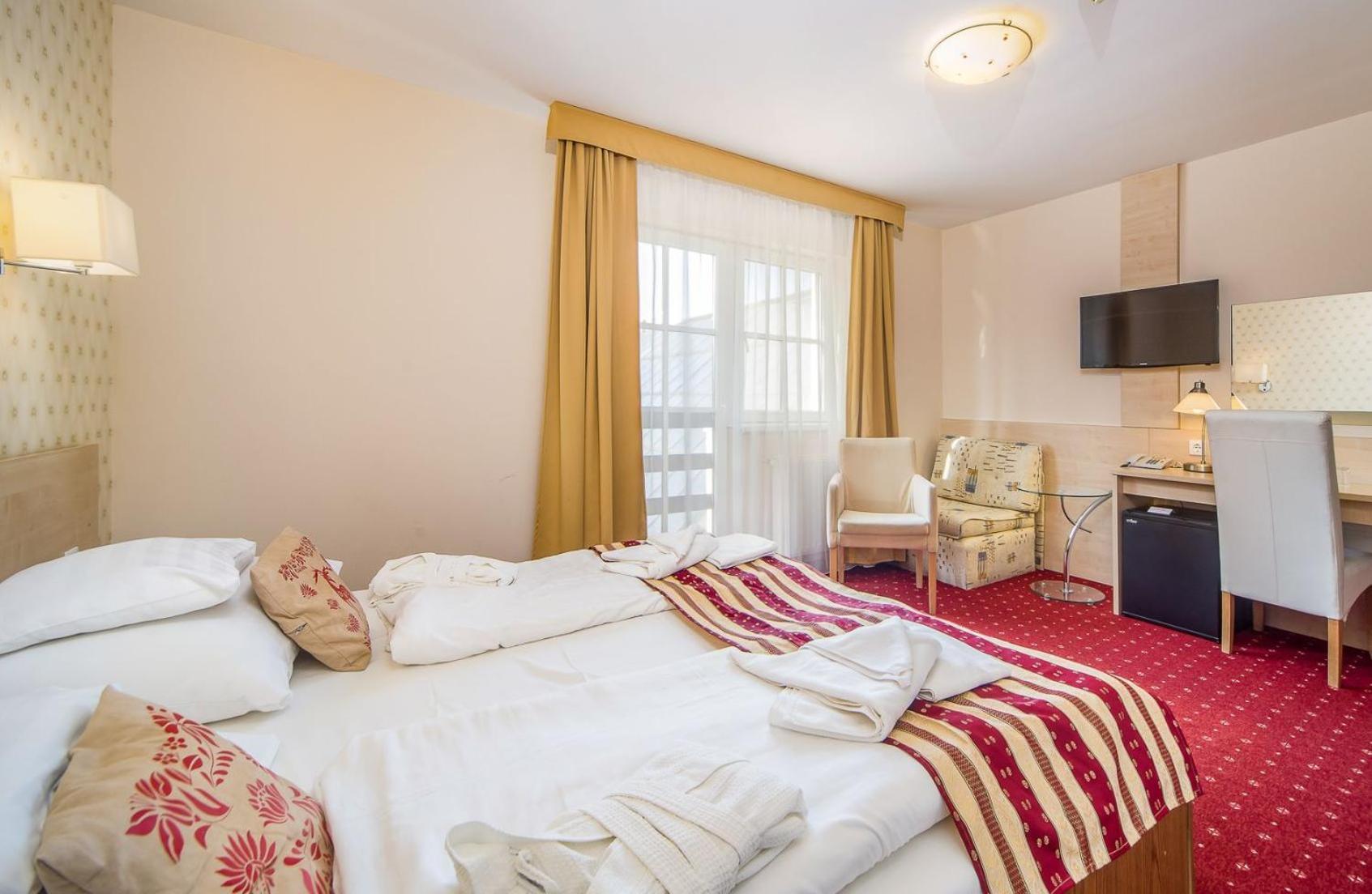 Hotel Piroska Bük Extérieur photo